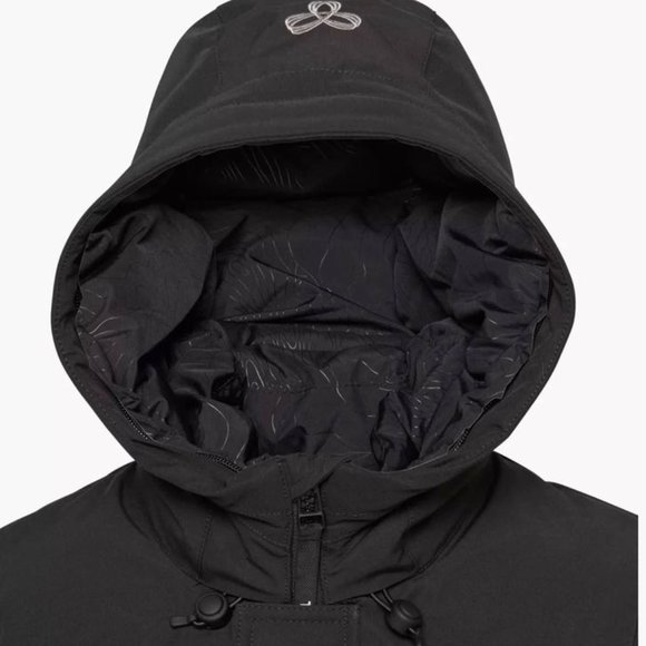 TNA Aritizia winter jacket - Picture 4 of 6